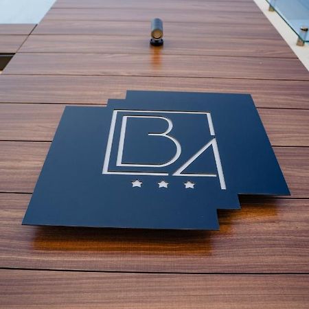 Hotel B4 Орадеа Екстериор снимка