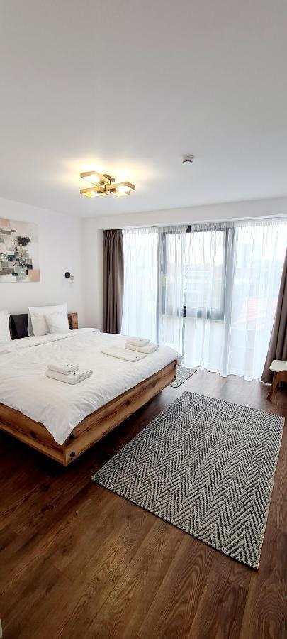 Hotel B4 Орадеа Екстериор снимка